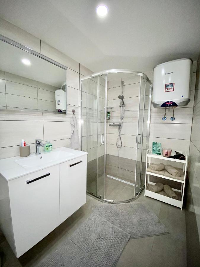 Ljubljana City Lux Apartments Екстер'єр фото